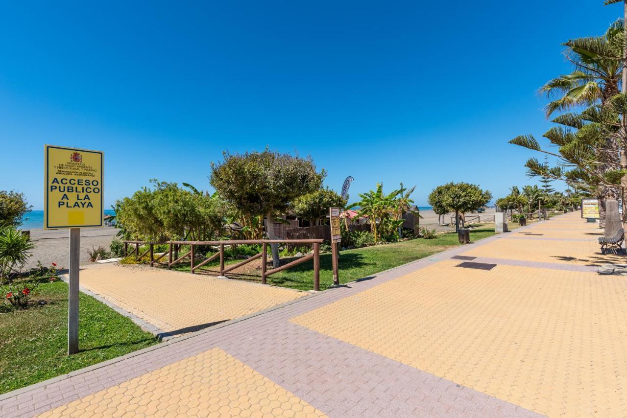 Apartamento A Pie De Playa Benajarafe Exterior photo